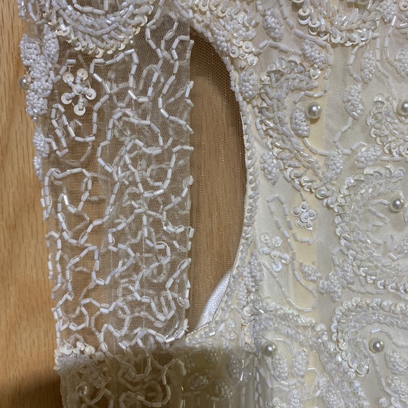 Ivory sequined formal gown - Picture 6 of 13